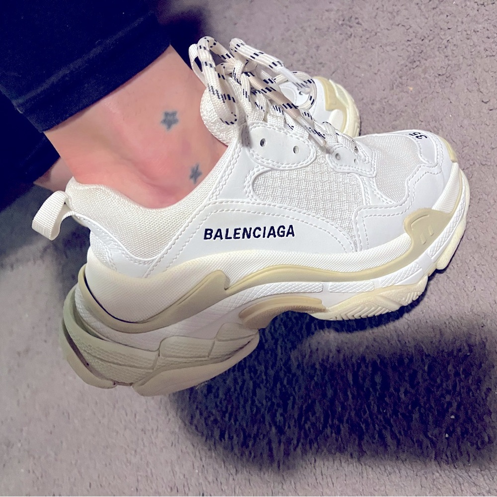 Balenciaga tripple s
